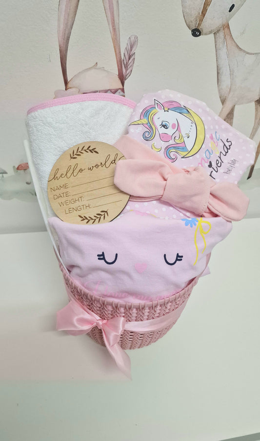 Amelia Gift Box (1-3 Months)